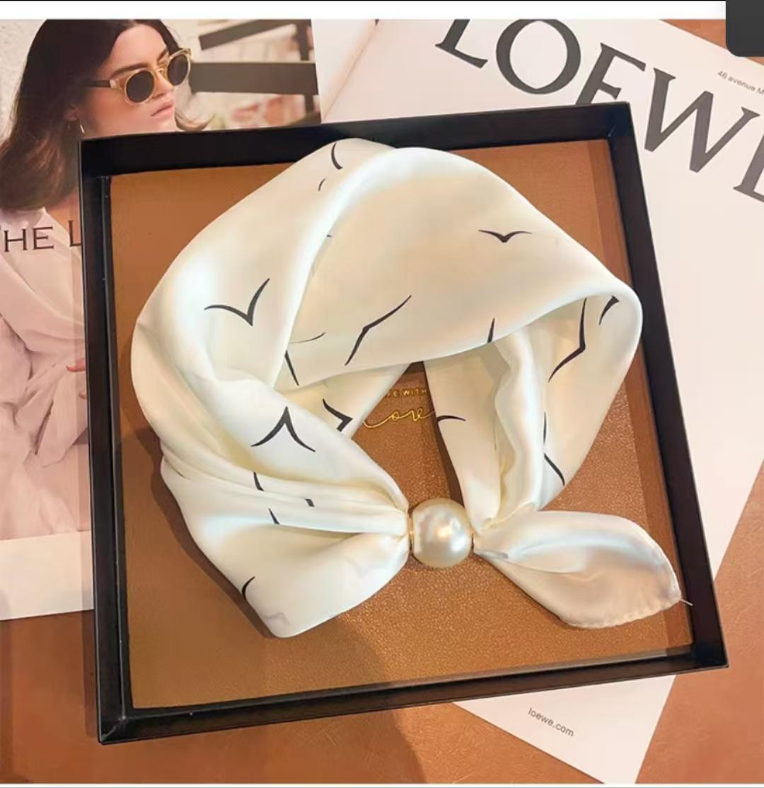 Pearl Scarf Necklace — The 5-Second Outfit Upgrade
