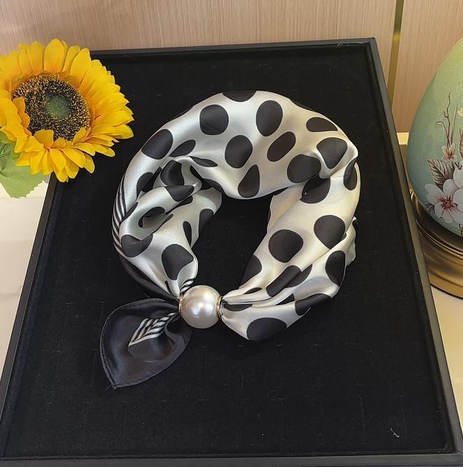 Pearl Scarf Necklace — The 5-Second Outfit Upgrade